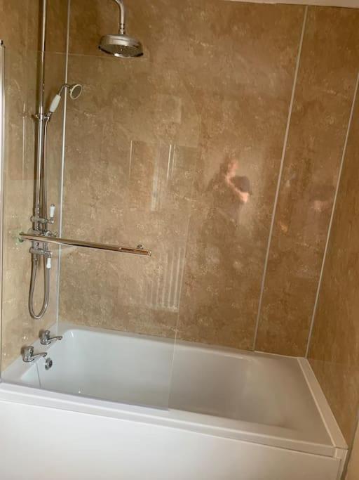 Isle of Whithorn Cladach Cottage - Seafront מראה חיצוני תמונה